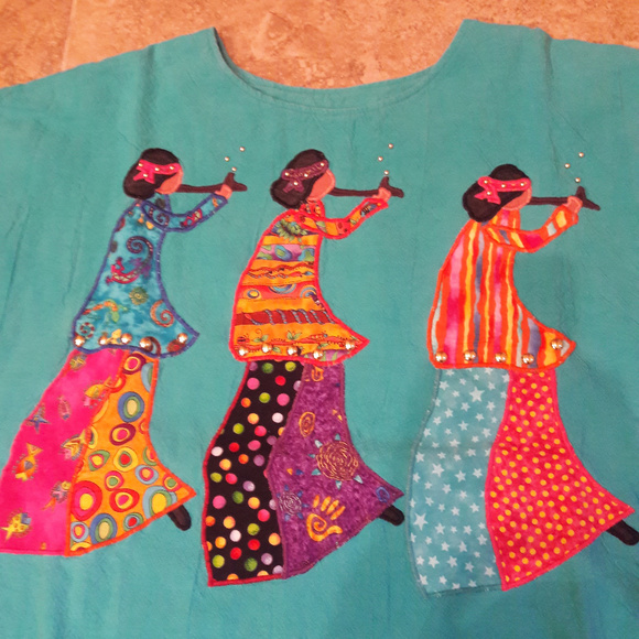 Alfredo's Wife Tops - SW Women Design Appliquéd Teal